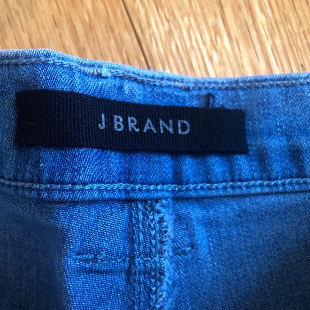 Blue jeans - Picture 3 of 9